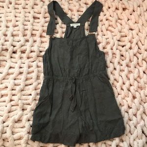 Honey Punch short overalls size small